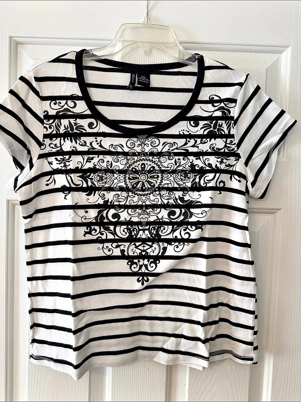 New Directions Striped Short Sleeve Top in Black & White, Petite XL